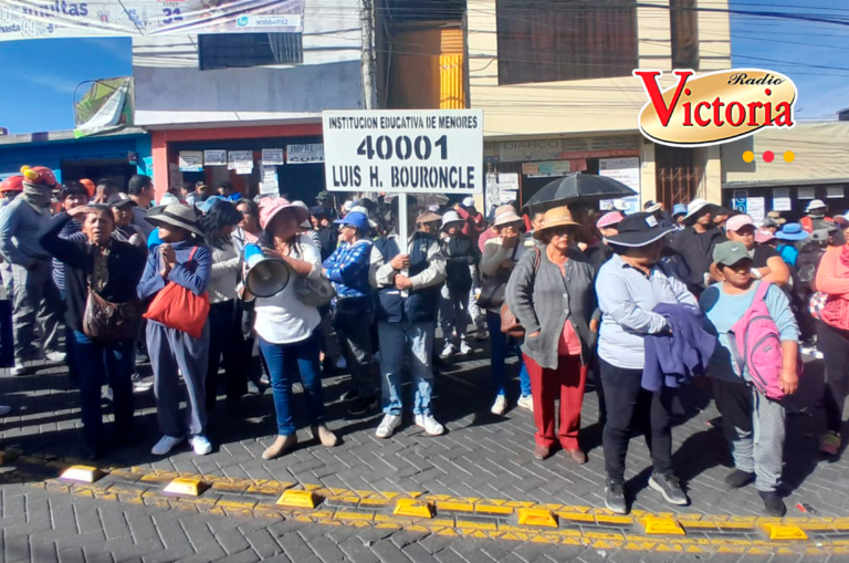 Arequipa: exigen la culminación de la obra del colegio Luis H. Bouroncle