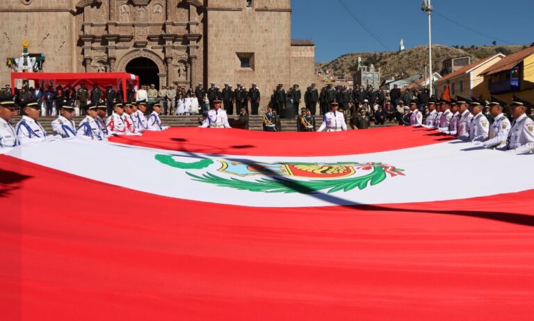 Puno: paseo de la bandera excluyente fue peculiar