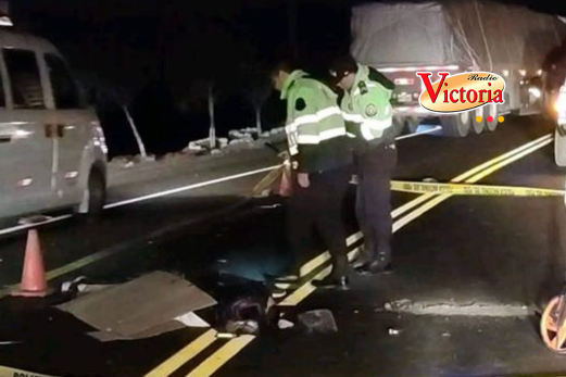 Policía pierde la vida tras accidentarse en su moto en la variante de Uchumayo