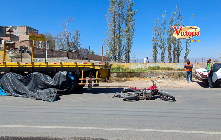 Arequipa: Motociclista pierda la vía tras accidente en la vía Evitamiento