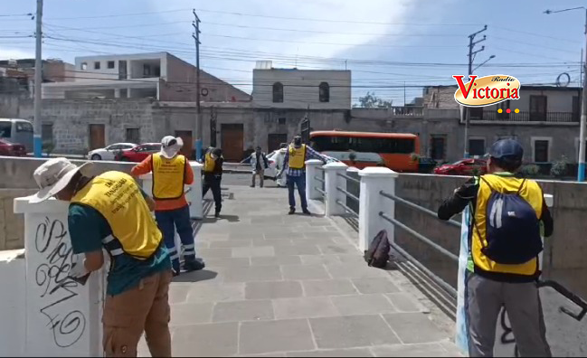 Arequipa: Sentenciados a trabajos comunitarios participan en campaña de limpieza