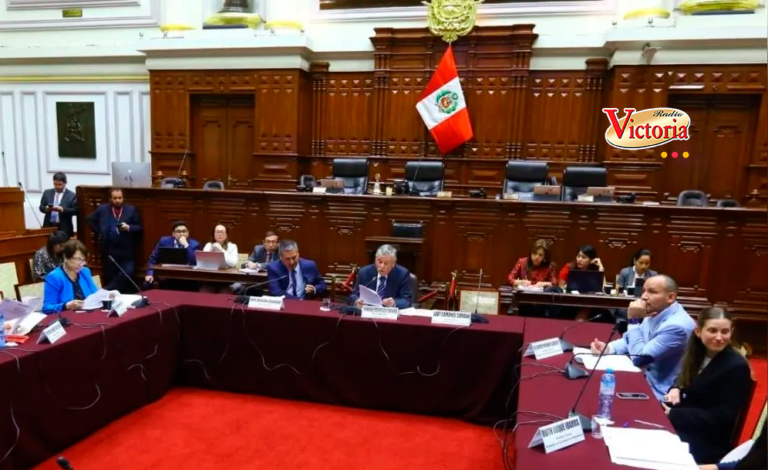 Comisión del Congreso aprueba que mandato del presidente del JNE sea solo dos años