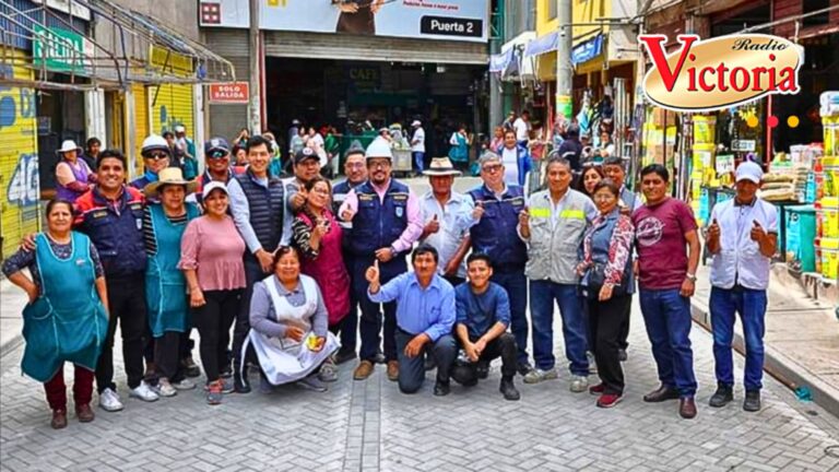 Arequipa: dan acceso a la primera calle adoquinada del Avelino