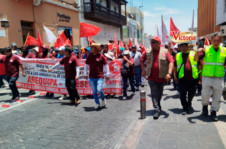 Arequipa: Masiva participación de gremios y ciudadanos en el primer día de paralización